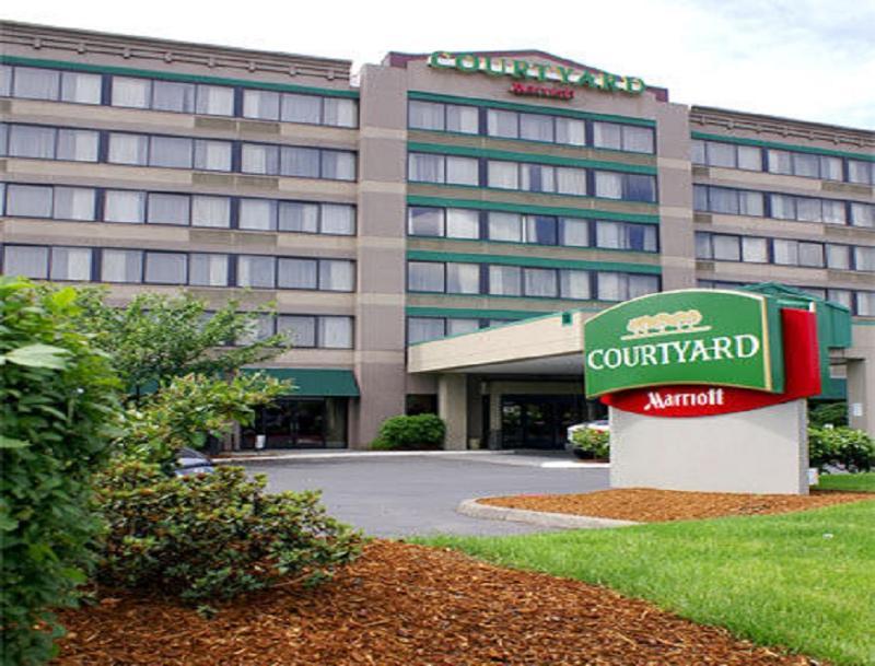 Courtyard By Marriott Portland Airport Hotel Exterior foto
